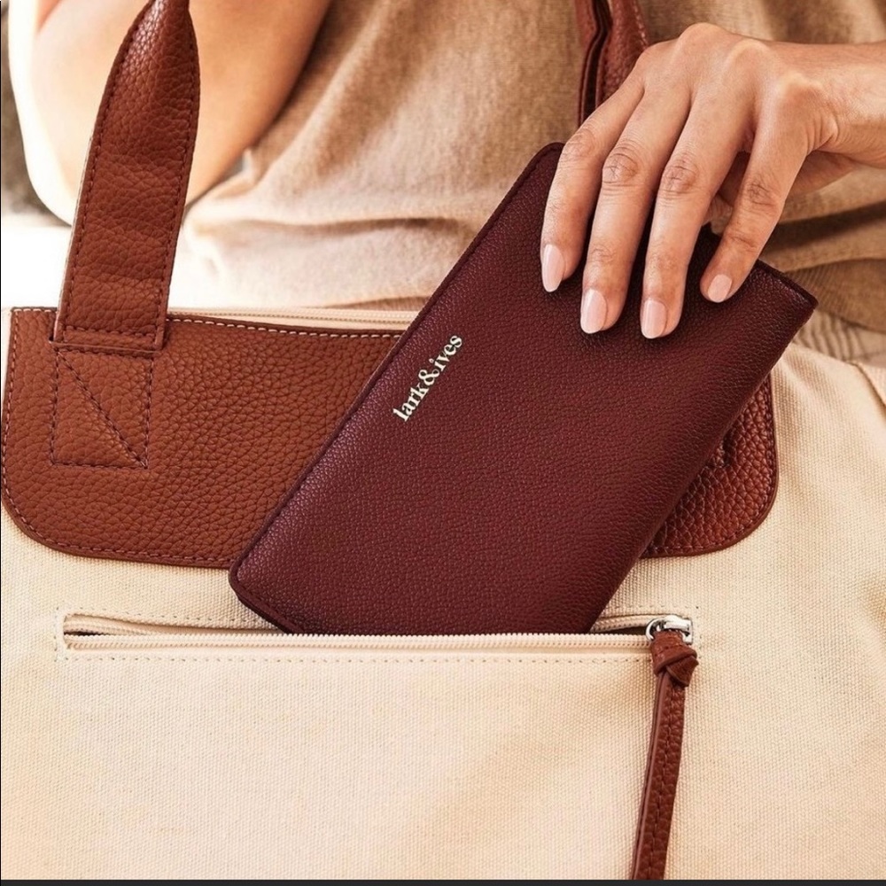 NWT Lark & Ives Continental Wallet